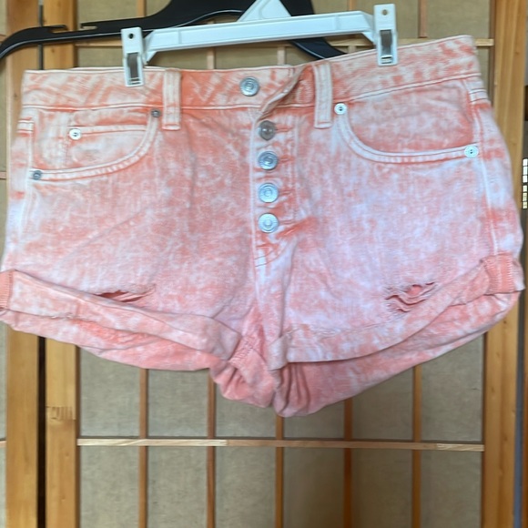 We the Free Shorts Romeo Peach Distressed Mid Rise Rolled Cut Off Shorts - Picture 2 of 11